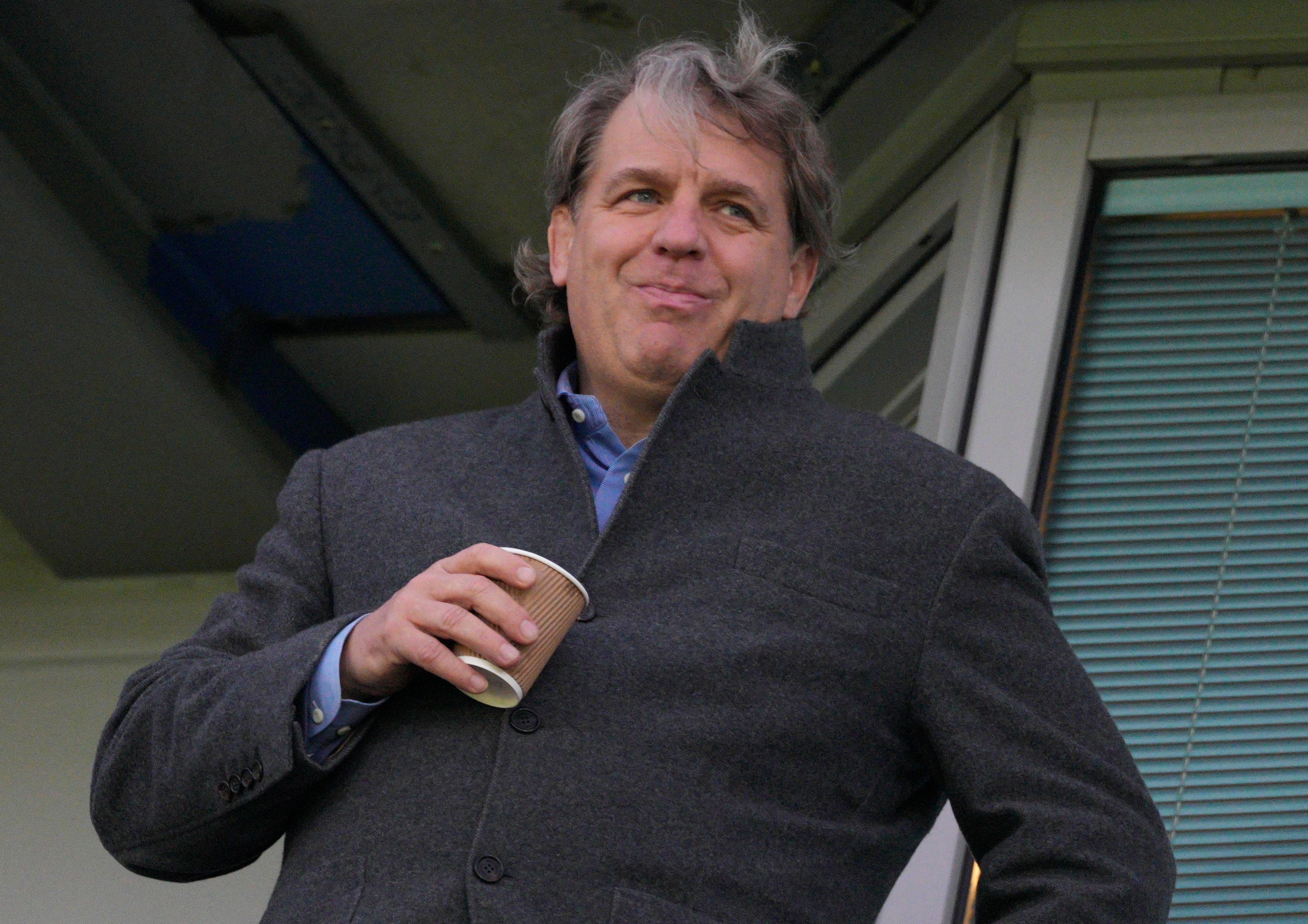 亿万28官网-独立报：切尔西违规案引争议，现在是否该为过去的错误担责成焦点