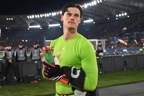 穆帅签下的潜力门将，现已成为德罗西新罗马的象征